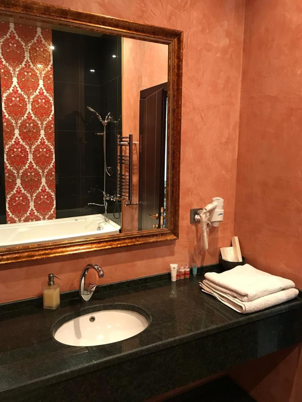 באקו Villa Petrolea Hotel מראה חיצוני תמונה