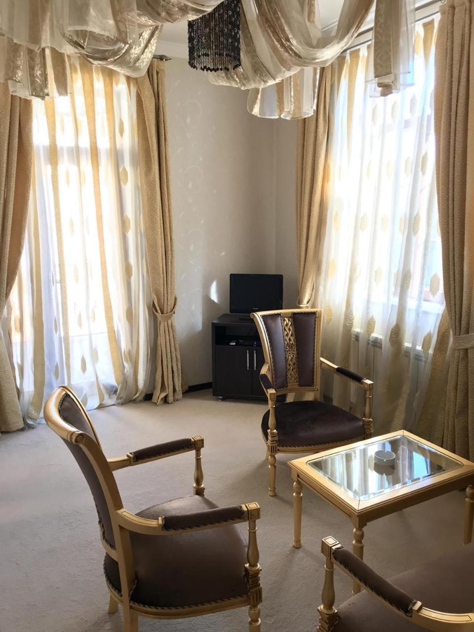 באקו Villa Petrolea Hotel מראה חיצוני תמונה