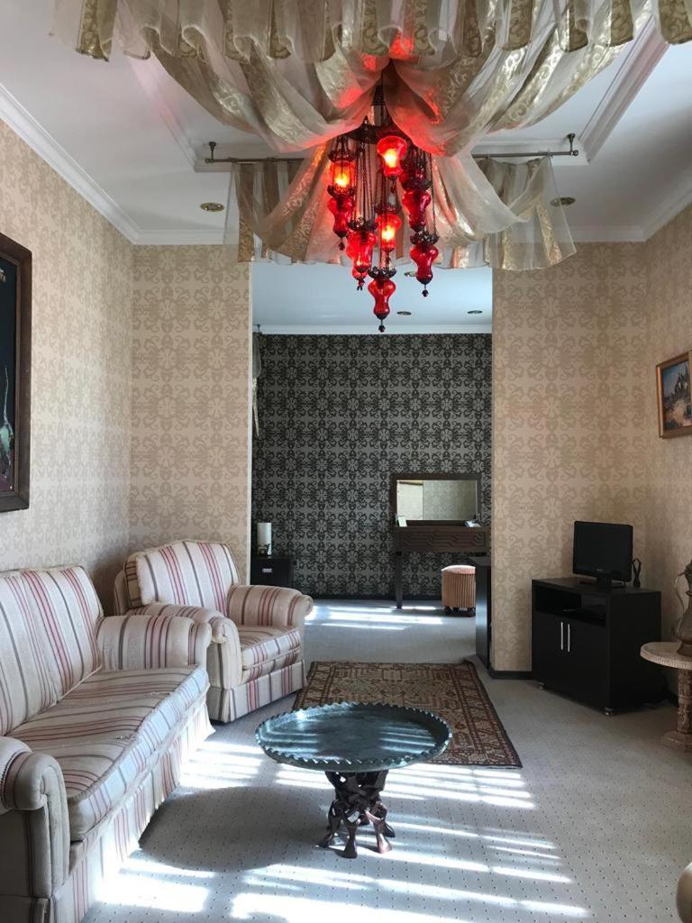 באקו Villa Petrolea Hotel מראה חיצוני תמונה